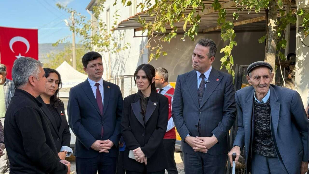 CHP’den Milas’ta Şehit Emrah Kuran’ın Ailesine Taziye Ziyareti