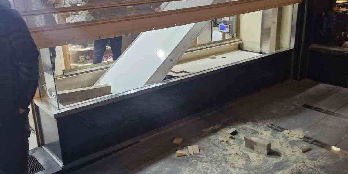 Kuyumcu Dükkanındaki Vitrin Asansörünün Altında Kalan İşçi Hayatını Kaybetti