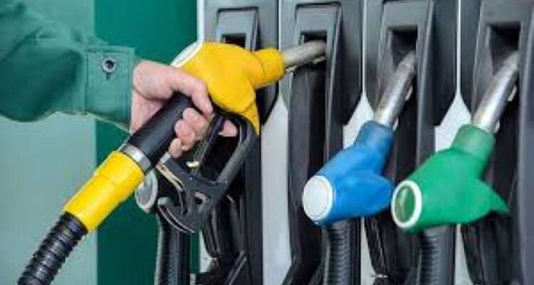 Araç Sahiplerine Soğuk Duş: Motorine Gece Yarısı Zam