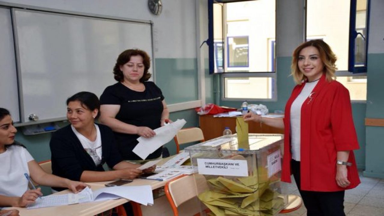 Muğla 23 yıl sonra kadın vekil çıkarttı