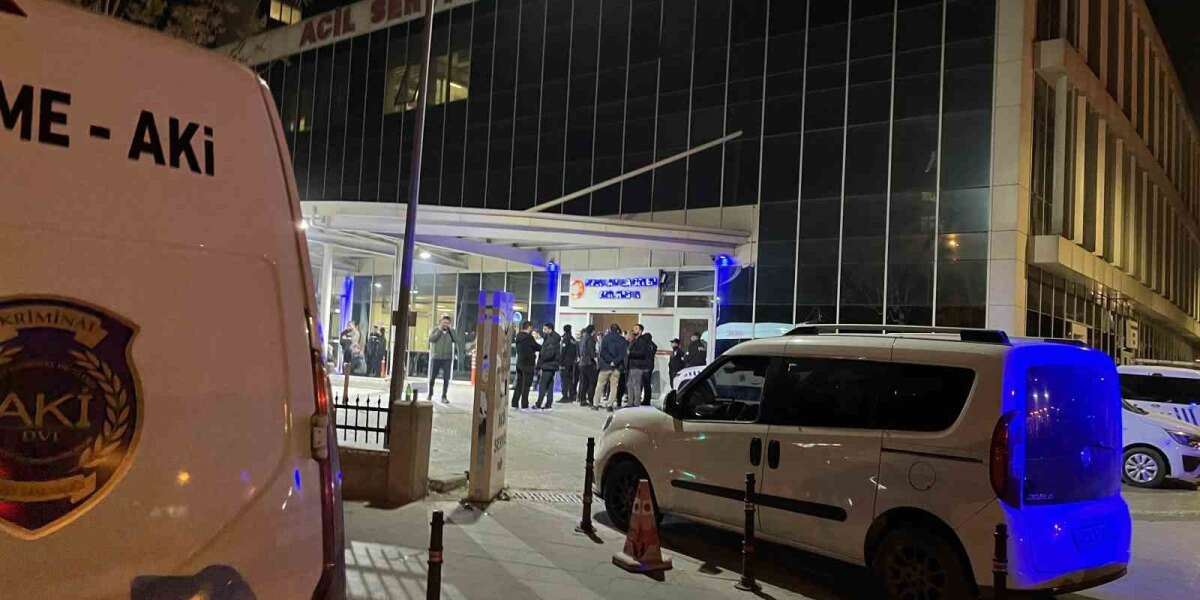 İki Grup Arasındaki Kavgada Bıçaklanan Çocuk Hayatını Kaybetti