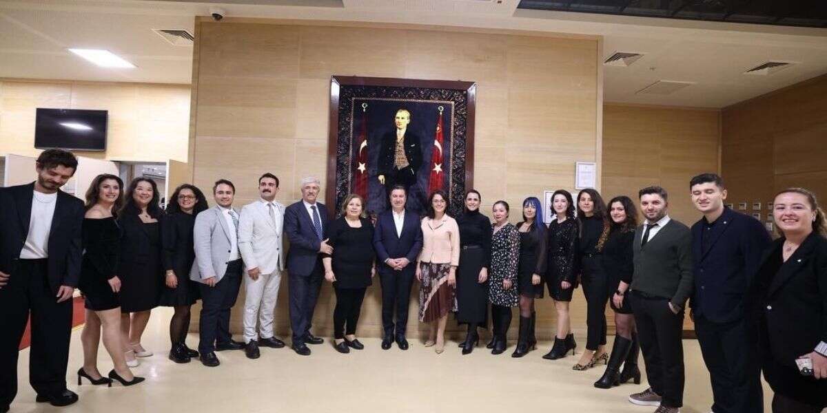 Büyükşehir’den Öğretmenlere Özel Kutlama Yemeği