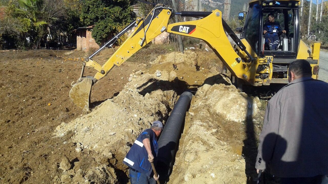 Çiftçiler Kapalı Sulama Sistemine Kavuşuyor