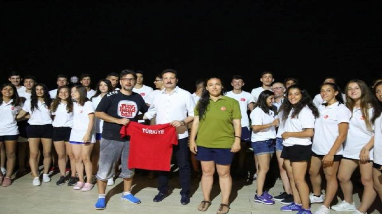 Plaj Hentbolu Milli Takımı Köyceğiz’de Kampta