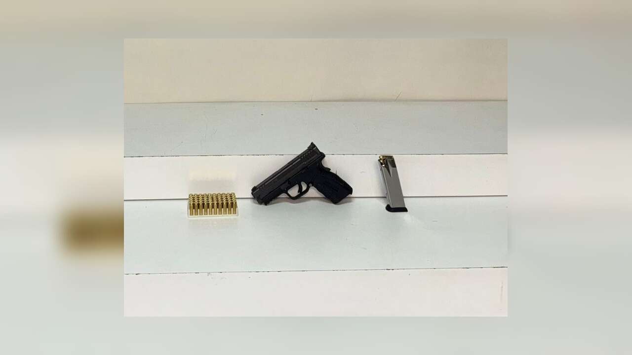 Balkonda Tartıştığı Komşusuna Kurşun Yağdırdı