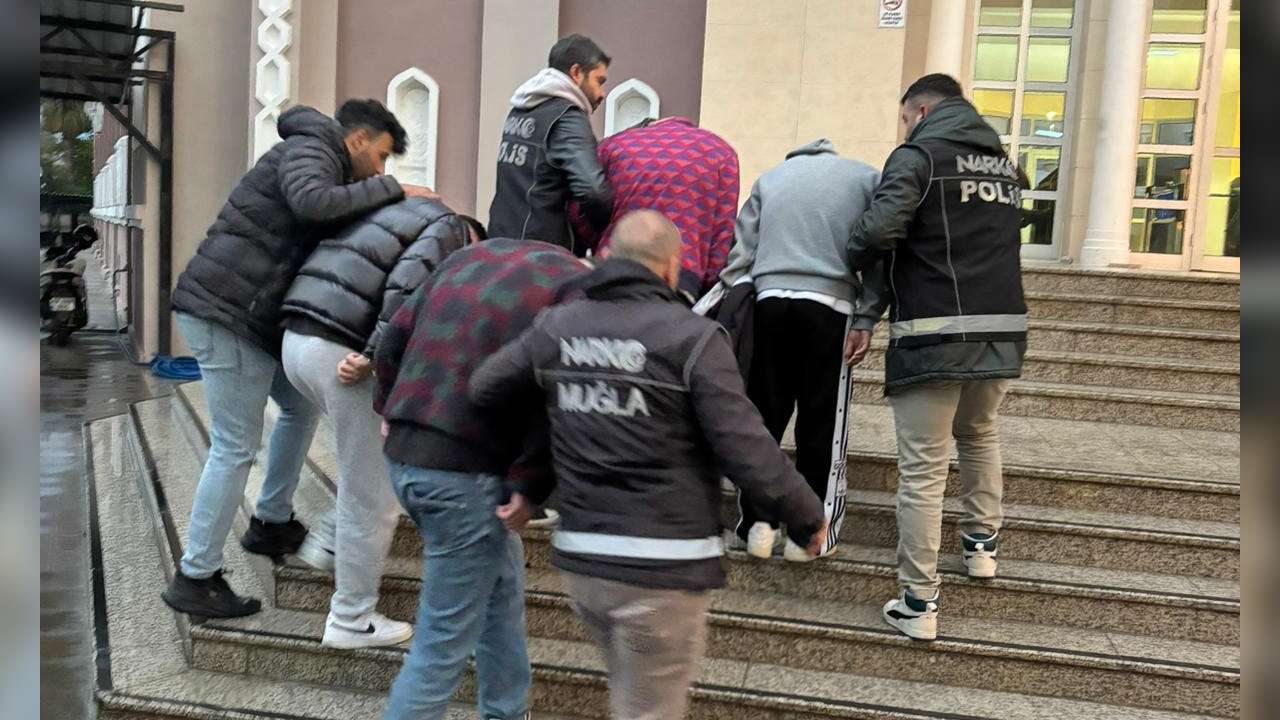 Muğla’da Narkotik Ekiplerinden Zehir Tacirlerine Darbe: 10 Tutuklama