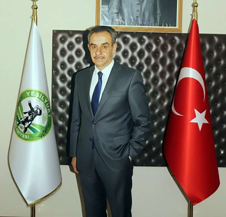 Yeşilyurt’un Eski Başkanı Mehmet Güner’in Adı Parkta Ölümsüzleşti