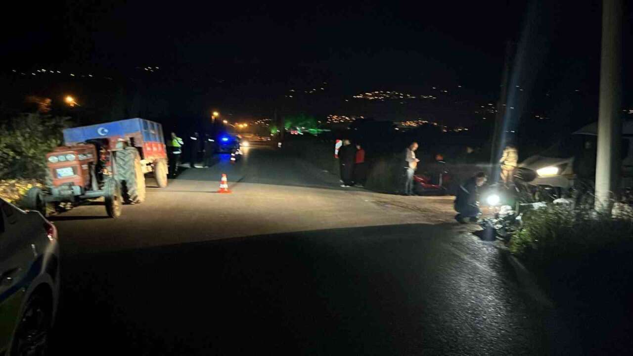 Traktör ile Motosiklet Birbirine Girdi! 33 Yaşındaki Sürücü Yaşamını Yitirdi