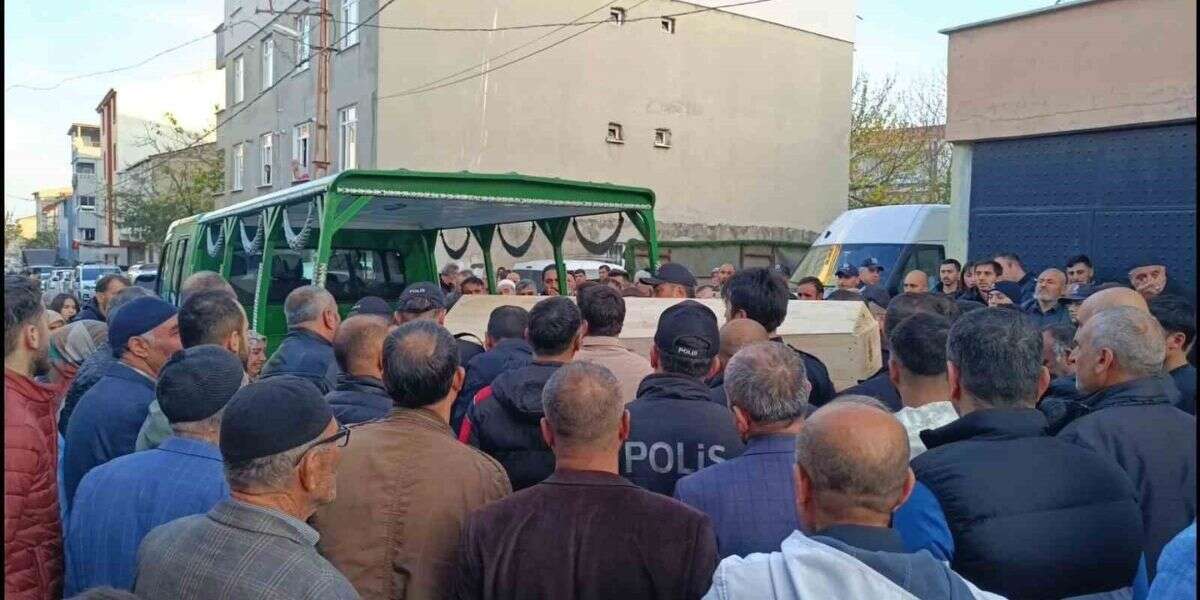 25 Yaşındaki Genç Kadın Evinde Ölü Bulundu
