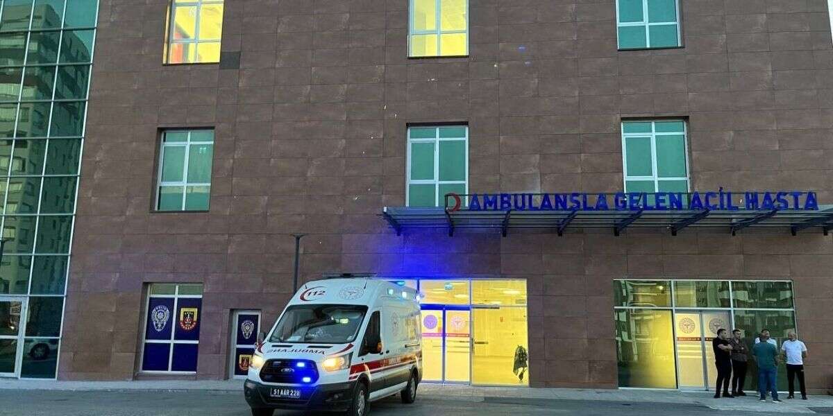 Otomobil Köyde Takla Attı: 1 Ölü, 3 Yaralı