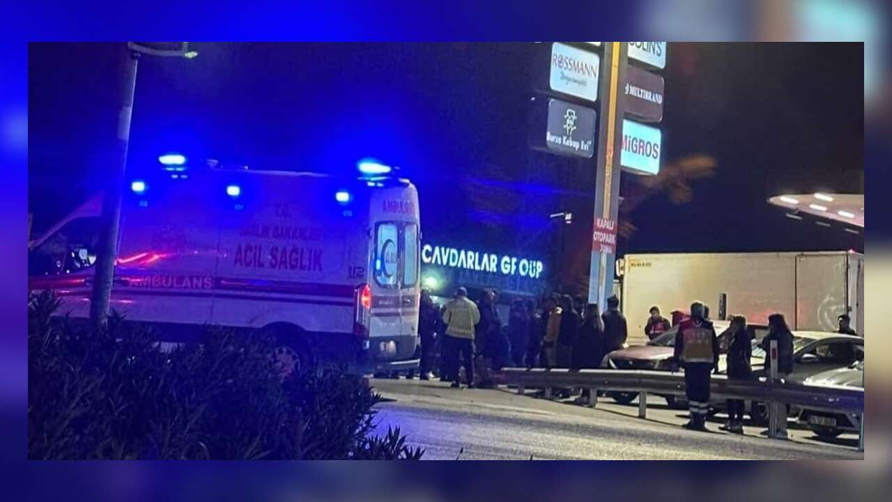 Menteşe’de AVM Önünde Kaza: 1 Ölü