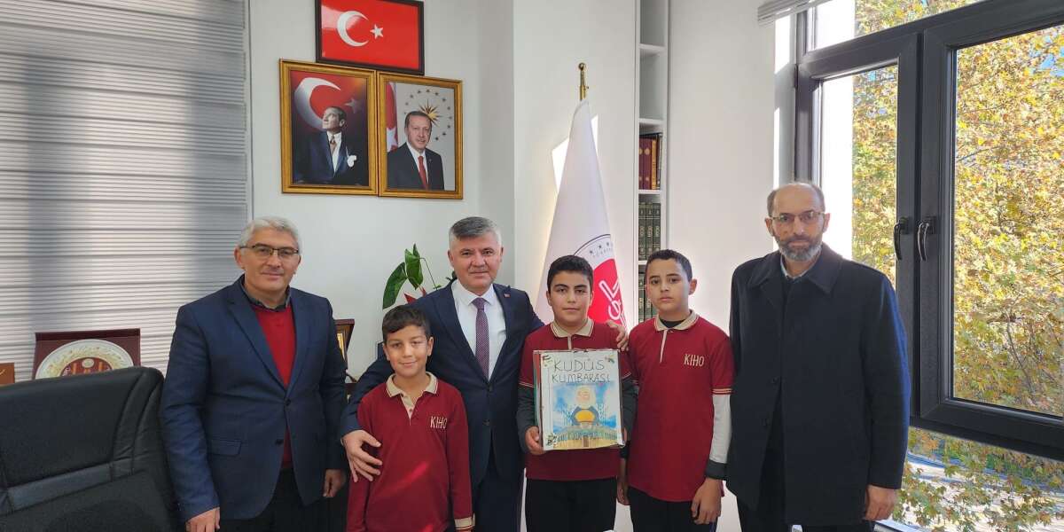 Köyceğizli Öğrencilerden Filistin’e Yürek Isıtan Destek: Öğrenciler Harçlıklarını Filistin İçin Bağışladı