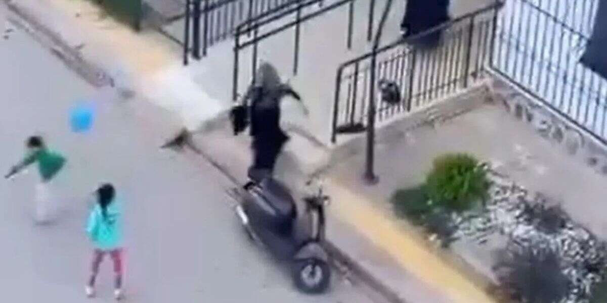 Hademe Çalıştığı Okulda 6 Yaşındaki Öğrenciyi B*çakladı