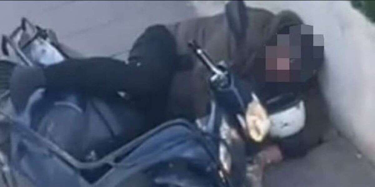 Muğla'da Motosiklet Sürücüsü Düşerek Başından Yaralandı