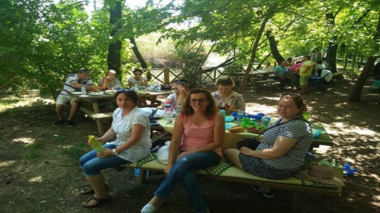 AK Parti Marmaris İlçe teşkilatı piknikte bir araya geldi