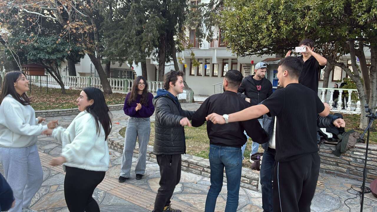 Eğlence ve Yardımlaşma Aynı Sahnede Buluştu