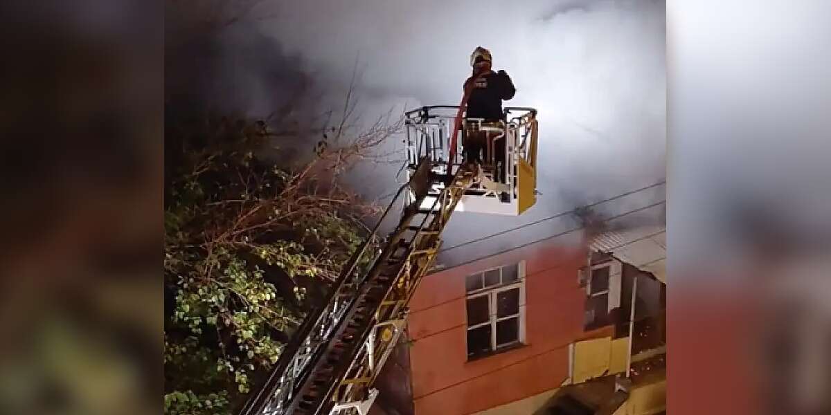 İki Katlı Evde Çıkan Yangında Ev Sahibi Hayatını Kaybetti