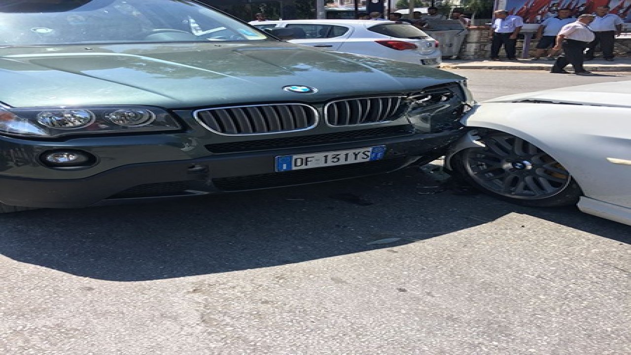 Milas'ta trafik kazası: 3 yaralı