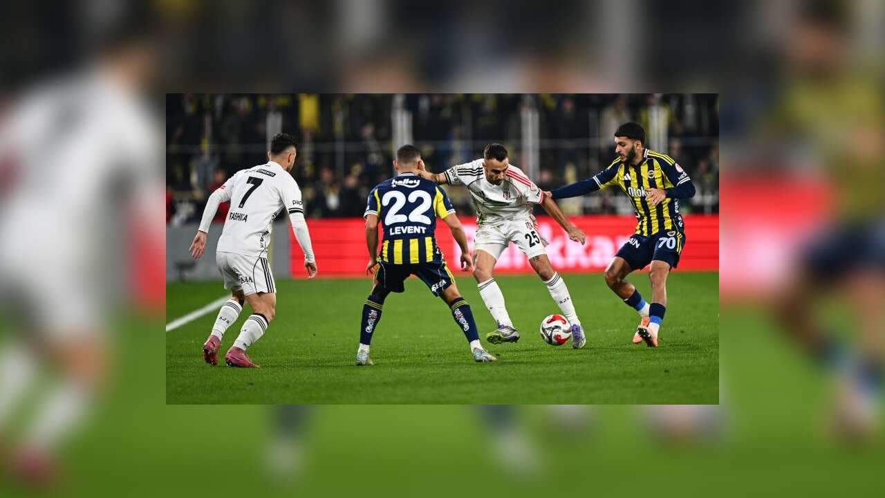 Derbide Kazanan Beşiktaş: Fenerbahçe 2-1 Mağlup