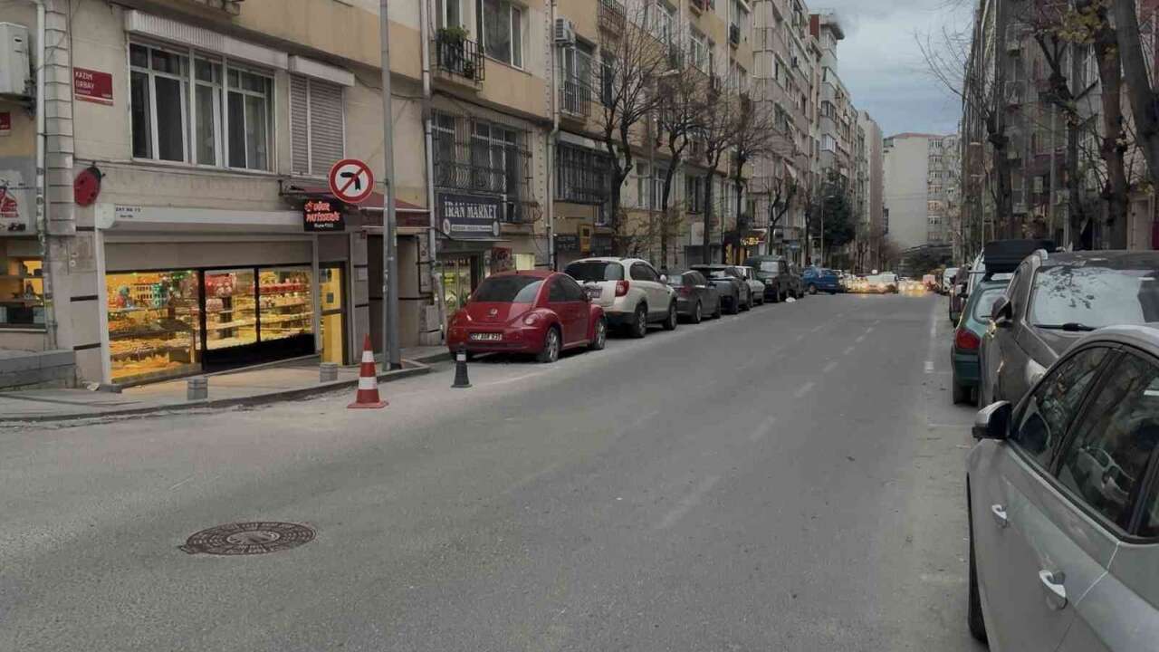 Yönetmen Yüce Evinde Silahlı Saldırıya Uğradı