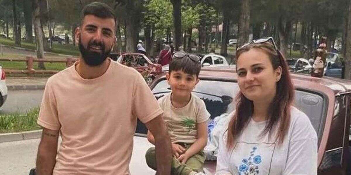 Otomobil Direğe Çarptı: Aynı Aileden 2 Ölü, 1 Ağır Yaralı