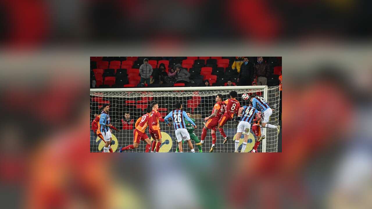 Galatasaray, Trabzonspor’u 4 Golle Geçti ve Süper Kupa’da Finale Çıktı