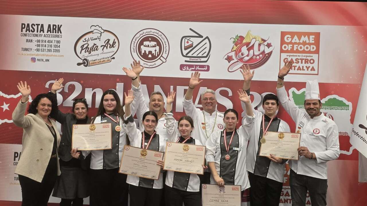 Marmarisli Öğrenciler GASTROANTALYA’dan Altın ve Gümüş Madalyayla Döndü