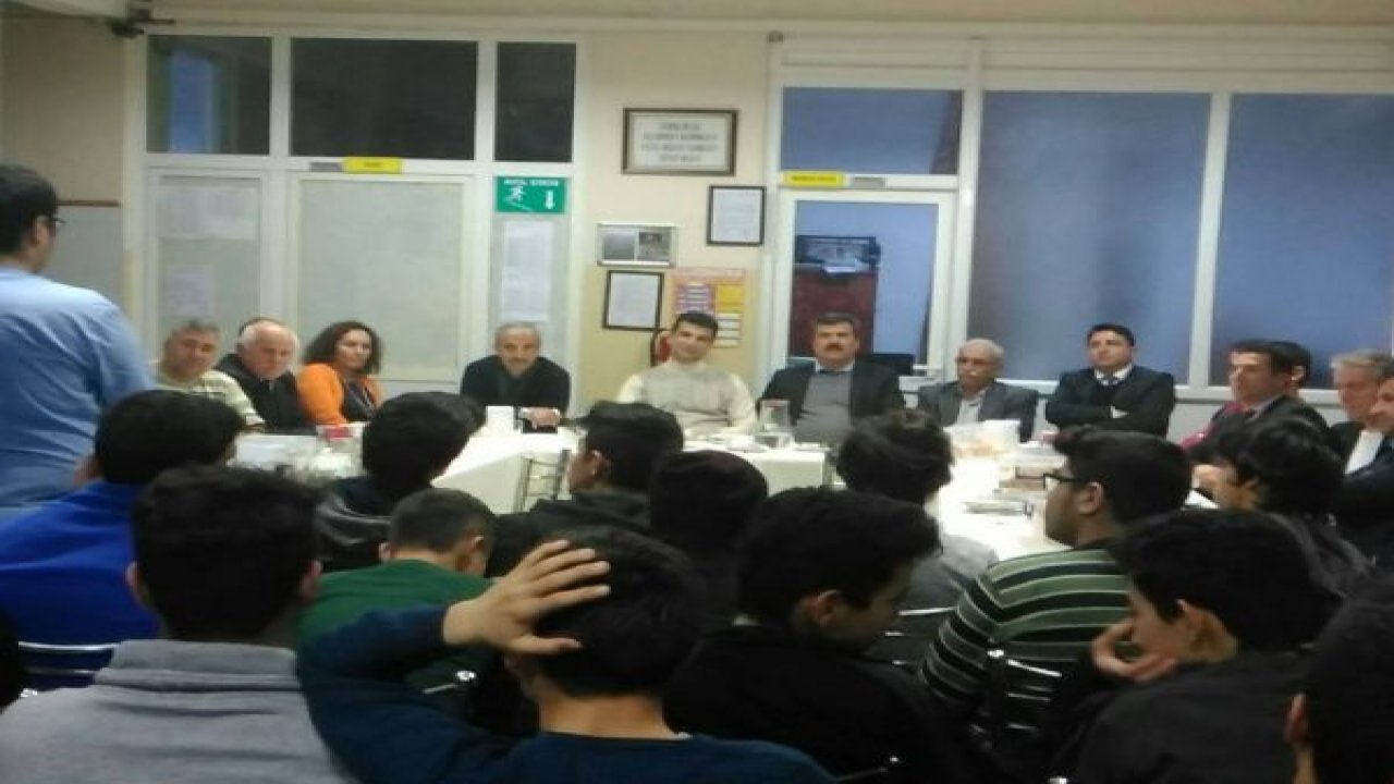 Milas'ta yurt öğrencilerini yalnız bırakmadılar