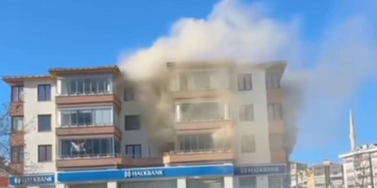 Evde Yangın: Yaşlı Kadının Cansız Bedeni Bulundu