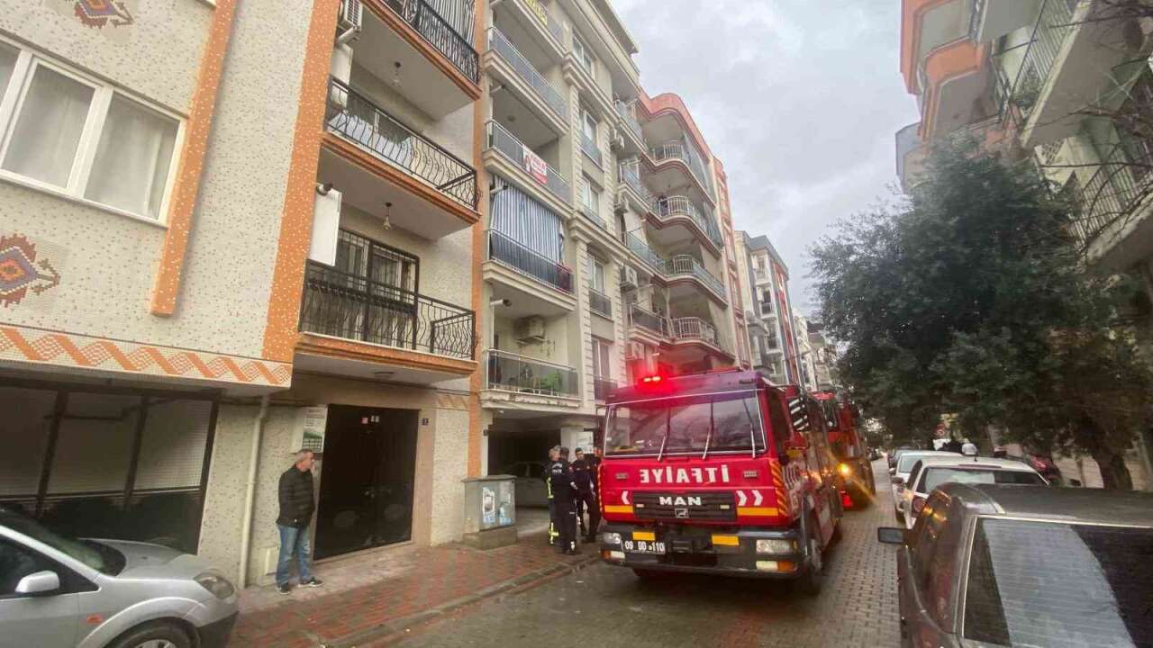 Aspiratörden Çıkan Yangın Panikletti