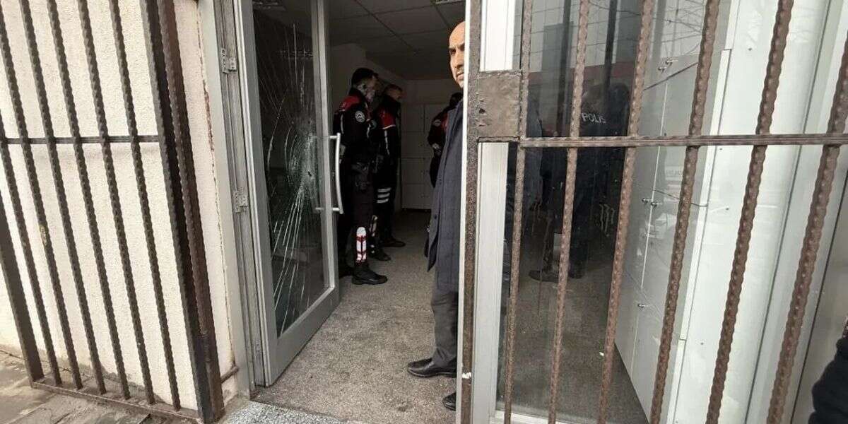 2 Kardeş Kur'an Kursu'nu Basıp Husumetlilerinin Canına Kıydı