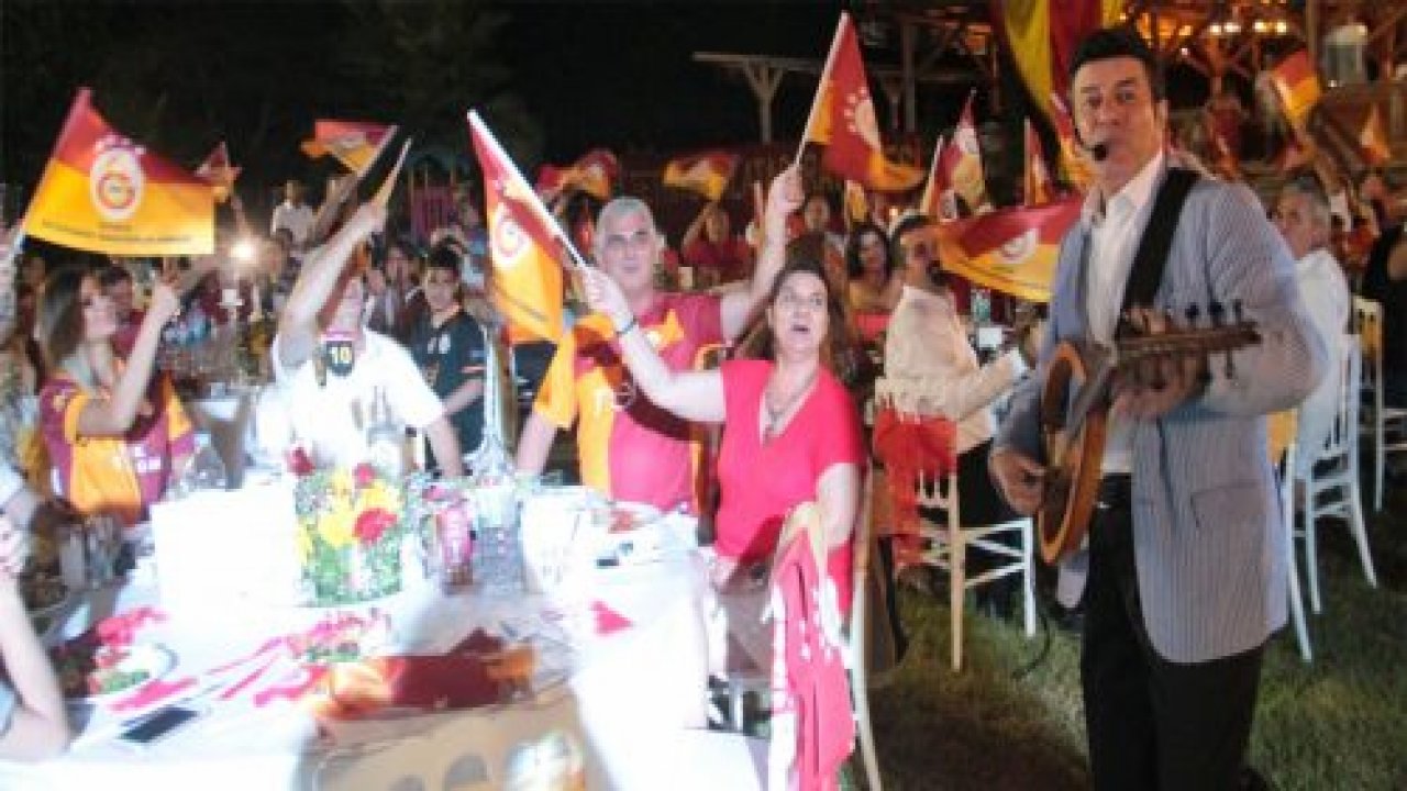 Fethiye’de şampiyonluk kutlandı