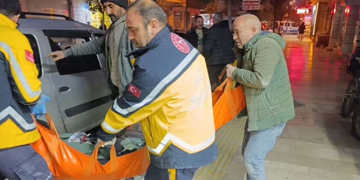 Misafir Olarak Kaldığı Akrabasının Evinin Merdivenlerinde Ölü Bulundu