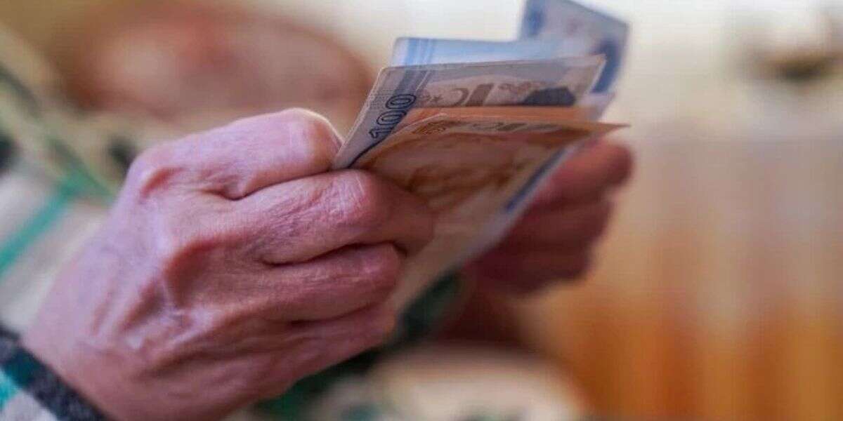 Emeklilere Maaşa Ek 25.000 TL Müjdesi