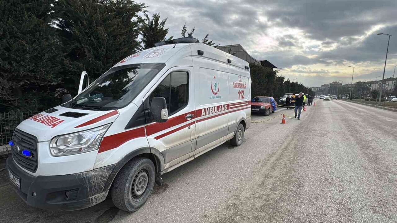 Direksiyon Başında Fenalaşan Sürücü Hayatını Kaybetti