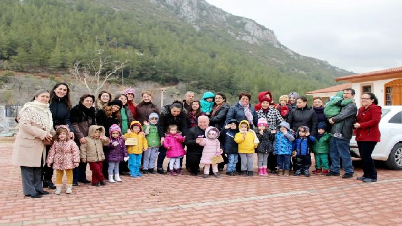 Çocukların isimleri fidanlara veriliyor