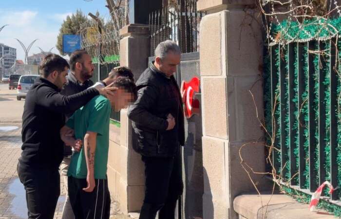 15 Yaşındaki Arkadaşını Pompalı Tüfekle Vuran Şüpheli Tutuklandı