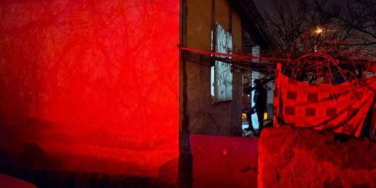 Hastanede 2 Günlük Bebeklerinin Acı Haberini Aldılar