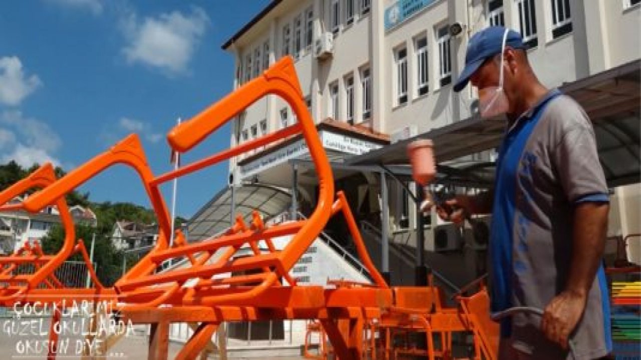 Çocuklar için çalışıyorlar