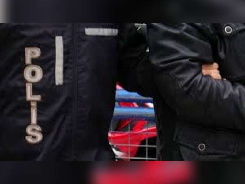 Sahte Polis ve Savcılar Tutuklandı