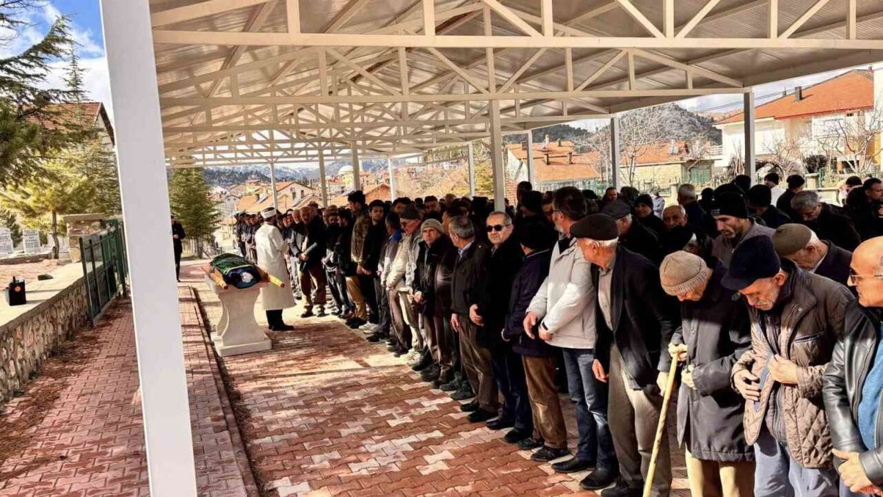 Kazada Hayatını Kaybeden Genç Son Yolculuğuna Uğurlandı