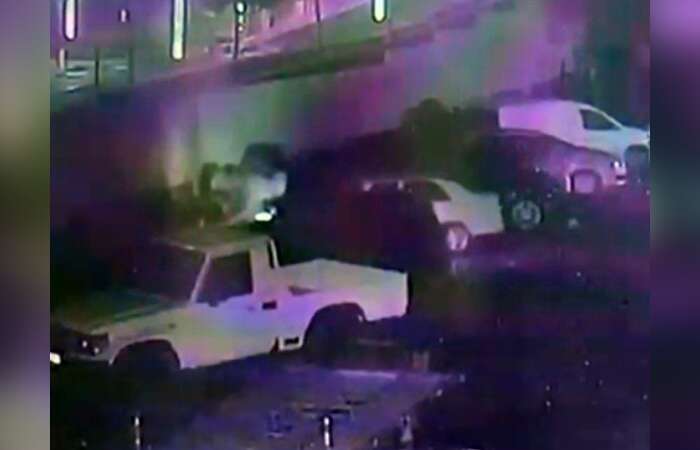 Isınmak İçin Yakılan Ateş 5 Aracı Kullanılmaz Hale Getirdi