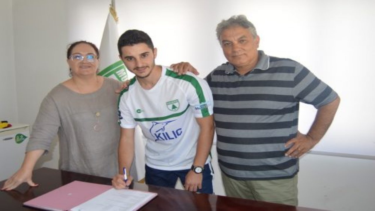 Göztepeli Salim İyik Muğlaspor'da