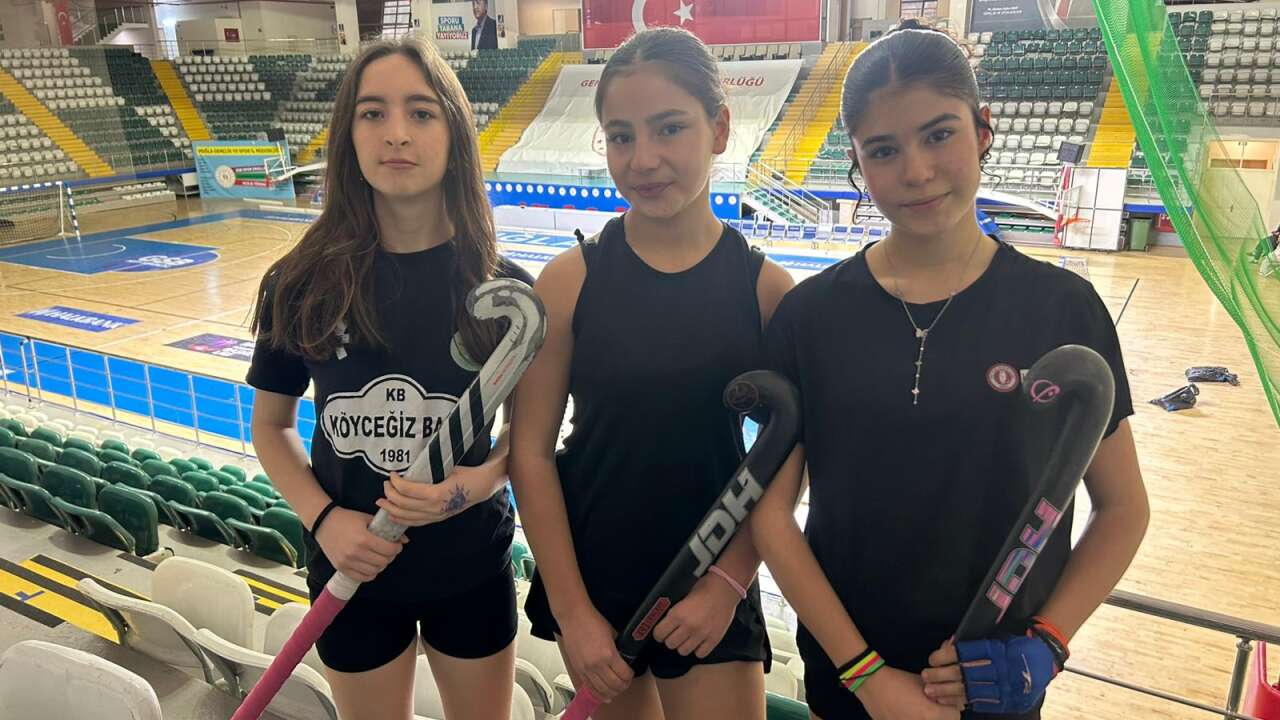 Muğlalı 3 Sporcu U16 Kız Hokey Milli Takımı’na Seçildi
