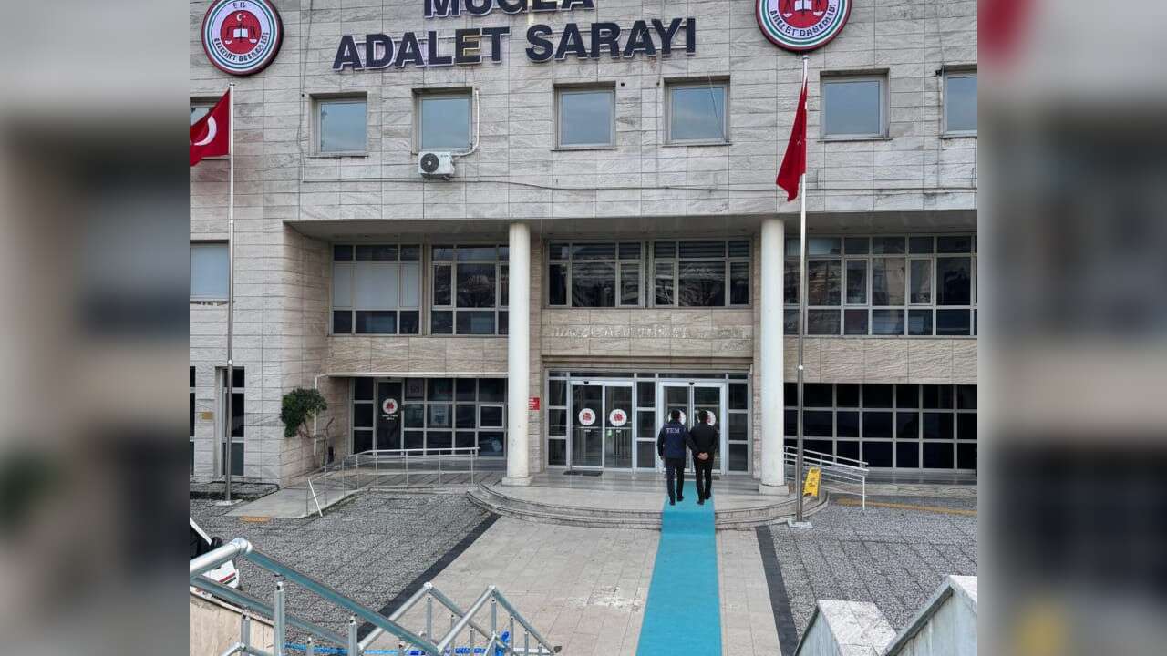 9 Yıldır Aranan Eski Emniyet Müdürü Muğla’da Yakalandı