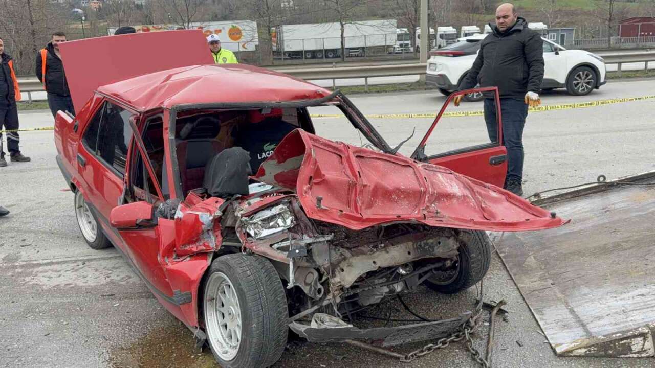 Ailesine Veda Mesajı Attı: 19 Yaşındaki Genç Sürücü Tankerle Çarpışarak Hayatını Kaybetti