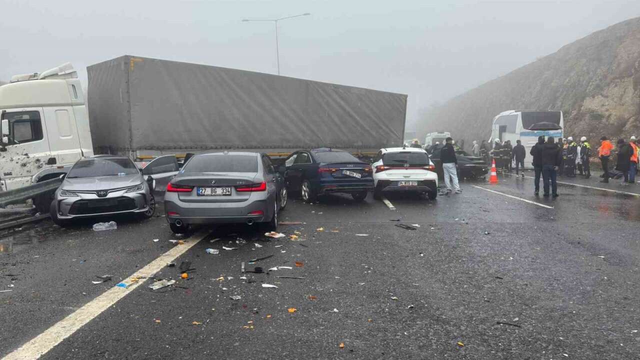 Zincirleme Kazada Ağır Yaralanan Hemşire 11 Gündür Süren Yaşam Savaşını Kaybetti