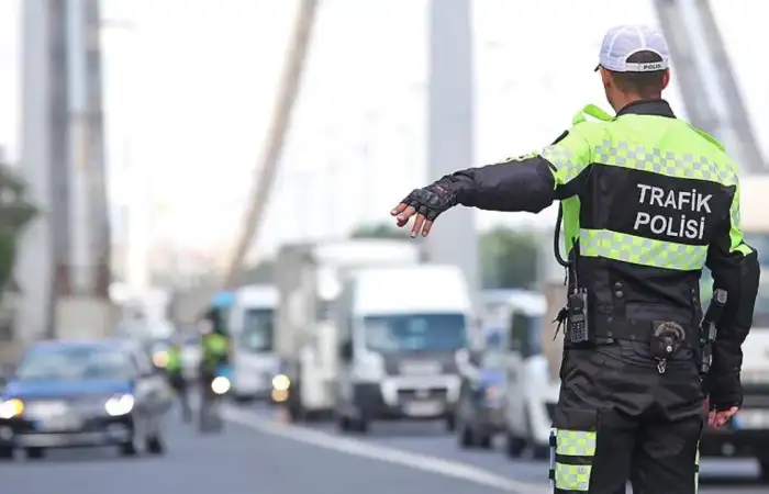 Trafik Cezaları Artırıldı: Yeni Düzenleme Meclis’ten Geçti