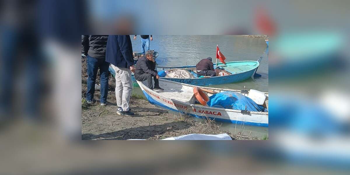 Balık Avlarken Tekneden Düşen Adam Boğularak Hayatını Kaybetti