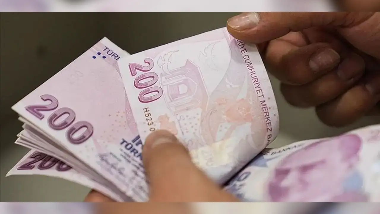 Yaz Döneminde Emekli Olacak Öğretmenlerin Maaşları ve Emekli İkramiyeleri Açıklandı